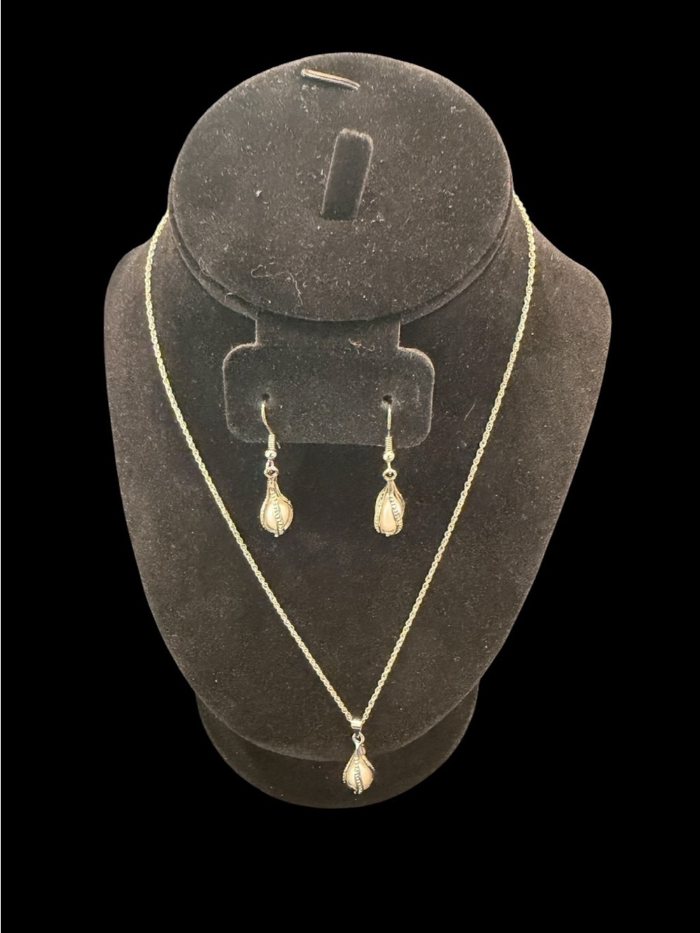 Silver-Tone Pearl Teardrop Necklace & Earring Set